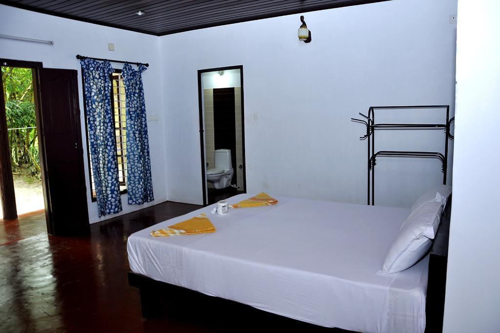 Marari Secret Beach Yoga Homestay Mararikulam Exterior photo